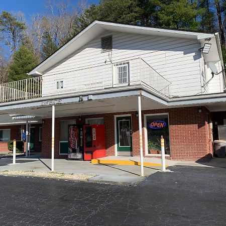 Regal Inn Clayton Esterno foto
